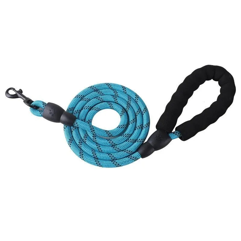 Reflective Nylon Dog Leash – Durable, Tangle-Free Design for Safe Walking Without Strangulation