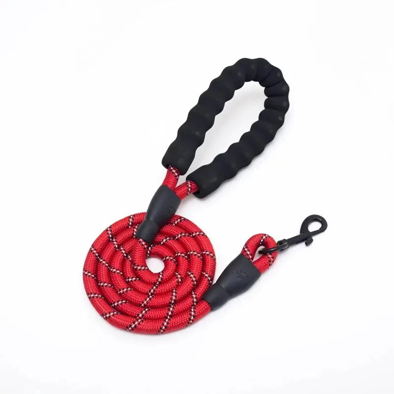 Reflective Nylon Dog Leash – Durable, Tangle-Free Design for Safe Walking Without Strangulation